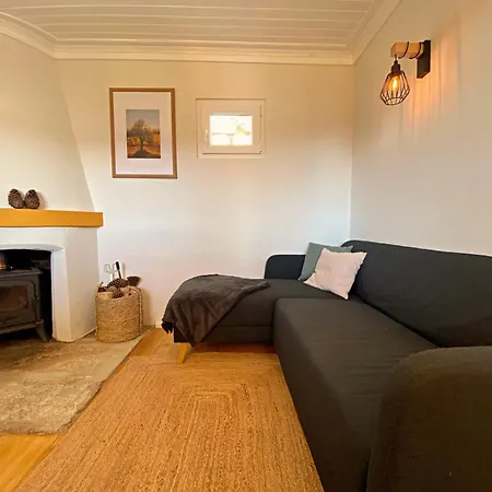 Dom wakacyjny Quiet In Granjal | Fireplace *